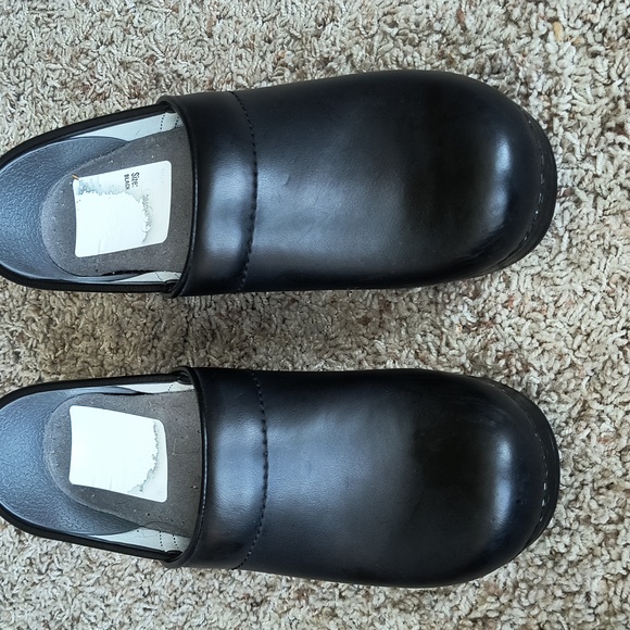 Dansko Professional Shoes size 37 - Picture 2 of 11